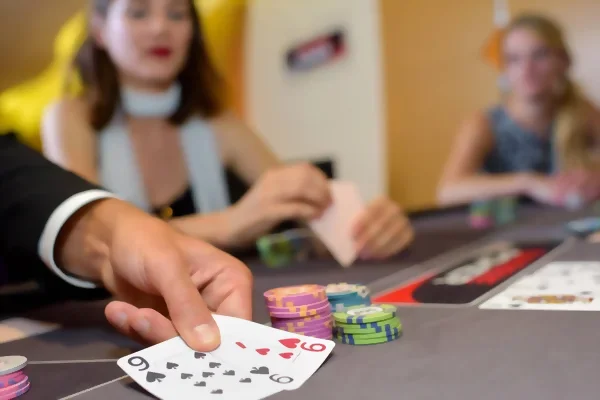 Community card Poker là một trong các thể loại game bài Poker phổ biến