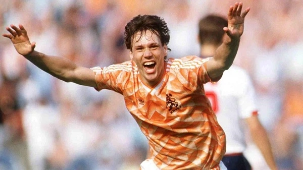 Huyền thoại bóng đá Hà Lan Marco Van Basten