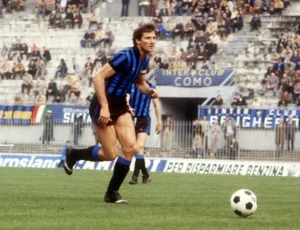 Giacinto Facchetti gắn bó với Inter Milan suốt sự nghiệp cầu thủ