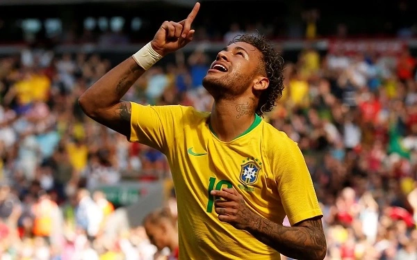 Neymar là một cầu thủ sở hữu kỹ thuật bóng đá ở trình độ thượng thừa