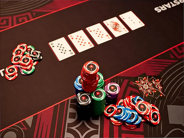 Vị trí ở giữa bàn poker – Middle Position.