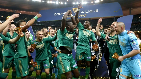 Saint-Etienne giành được 10 lần vô địch bóng đá Ligue 1.