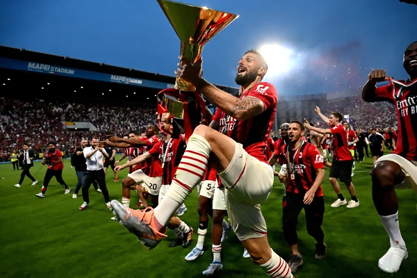 Thời đỉnh cao của AC Milan với 18 danh hiệu vô địch