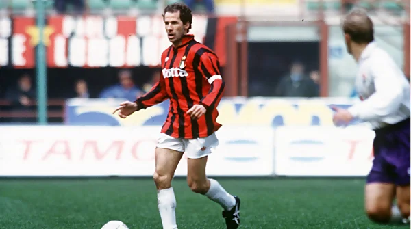 Baresi đã thi đấu gần 720 trận cho AC Milan.