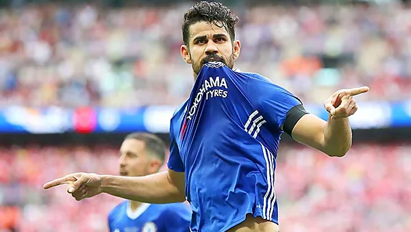 Tiền đạo Diego Costa thi đấu cho Chelsea ba mùa giải.