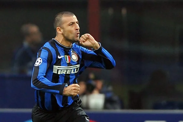 Samuel ghi được 17 bàn thắng cho Inter Milan trong tổng 236 trận.