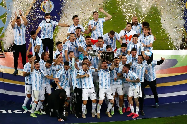 Đội tuyển Argentina đứng ở vị trí thứ 2 trên bảng xếp hạng