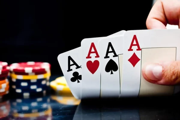 Thứ tự bài trong Poker - Tứ quý