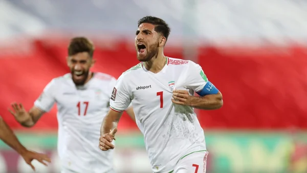 Alireza Jahanbakhsh thi đấu ở vị trí Tiền vệ trong đội Iran tại WC 2022