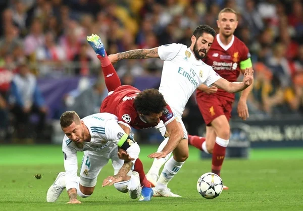Tâm điểm vòng 16 tại cúp C1 châu Âu là cuộc đối đầu giữa Real Madrid và Liverpool