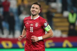 Trung vệ Dusan Tadic sẽ nắm giữ vai trò đội trưởng tuyển Serbia tại WC 2022