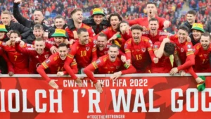 Niềm vui của các cầu thủ xứ Wales sau 64 năm trở lại đấu trường World Cup