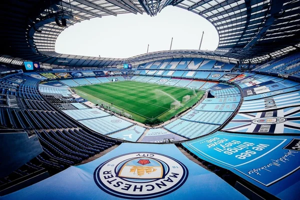 Etihad - sân nhà của Manchester City