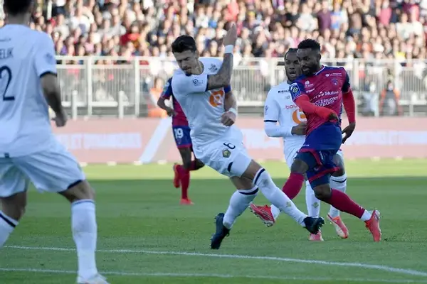 Clermont - Lille có kết quả cân bằng sau 2 lần đối đầu