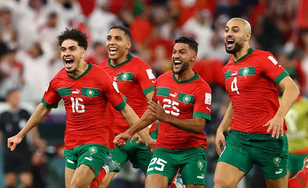 Morocco đánh bại Bồ Đào Nha để giành vé vào Bán Kết