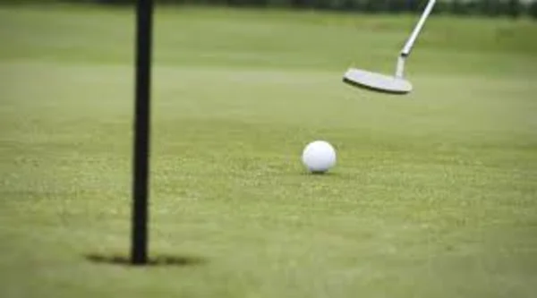 Putting cần chuẩn xác để hoàn thành một lỗ golf