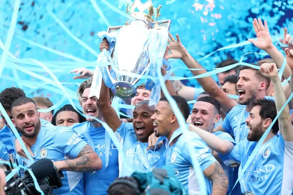 Manchester City bảo vệ danh hiệu Vô địch mình đạt được ở Premier League 2022/2023